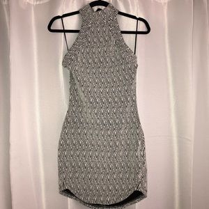 Black/white print dress